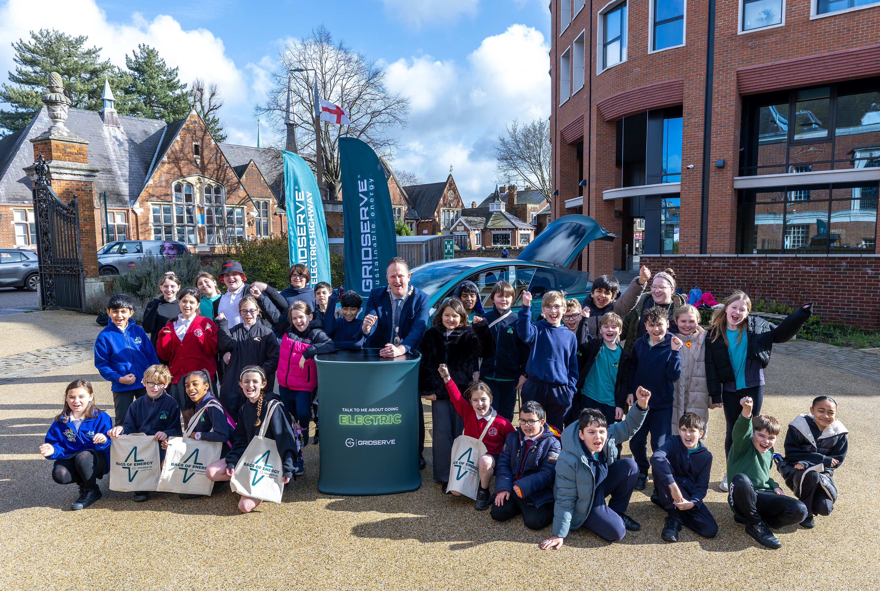 Group of pupils with Chairman Cllr Justin Wrench