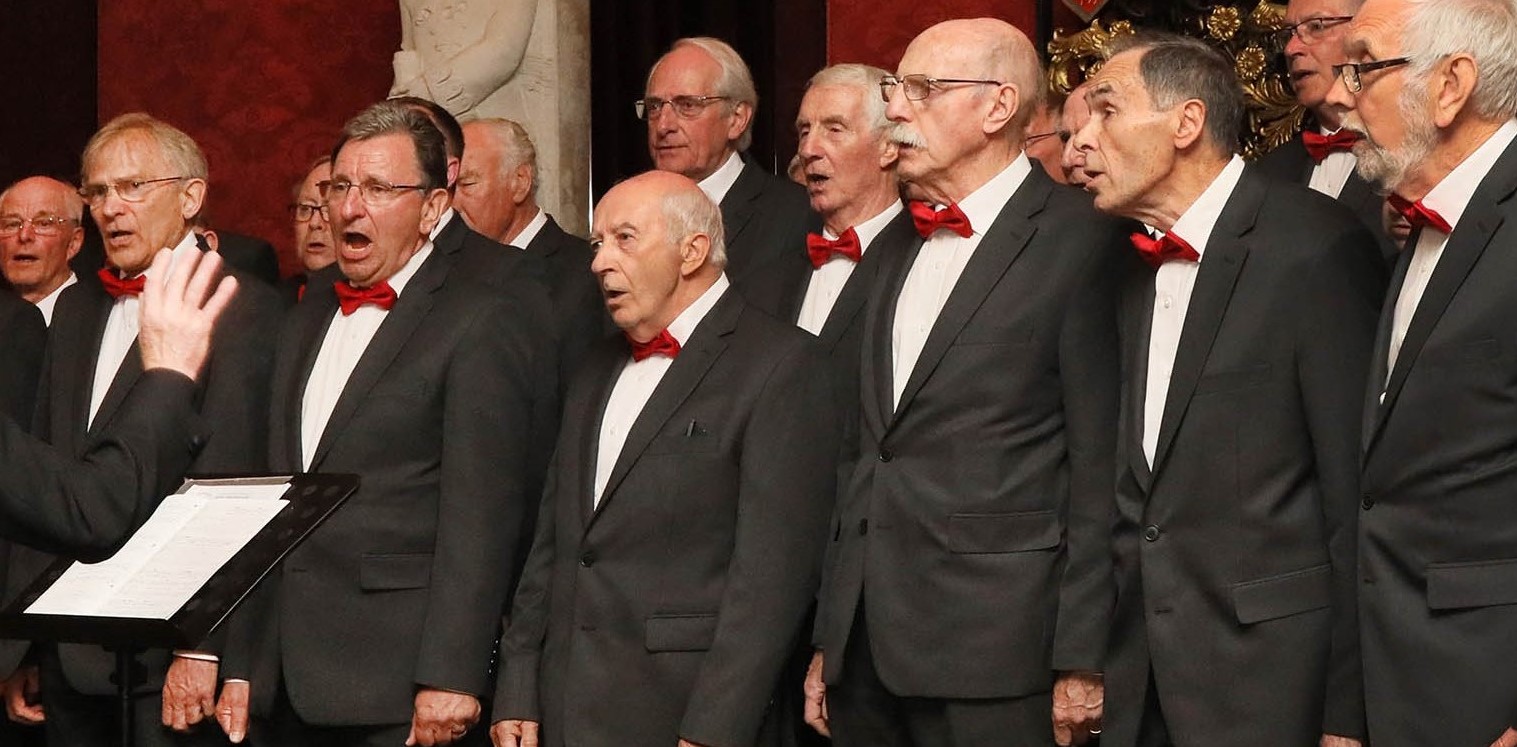 Photo of men singing in a choir