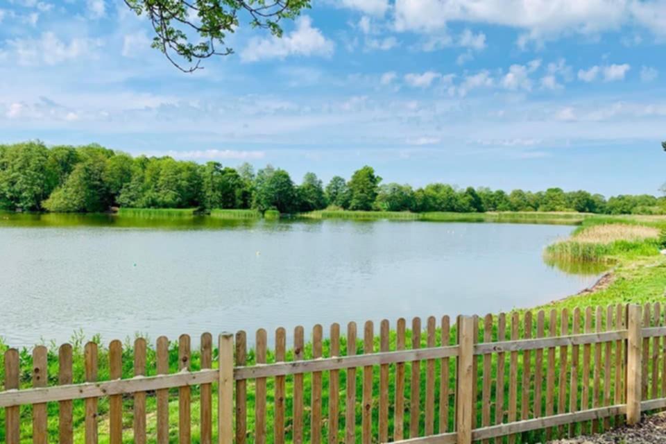 Gosfield Lake Resort