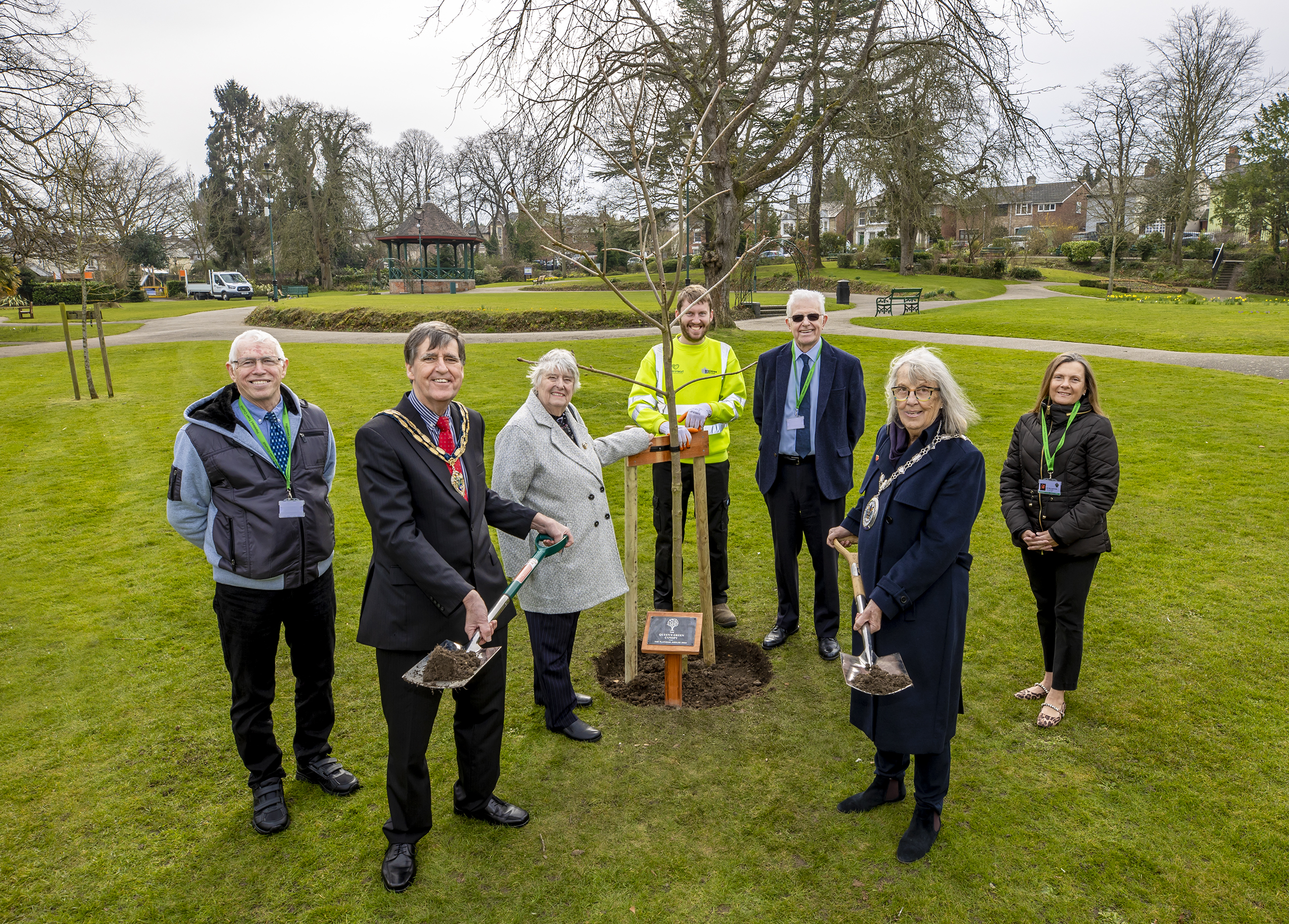 Halstead public gardens photo of tree planting for the Queens Platinum Jubilee with Council members and town council representatives