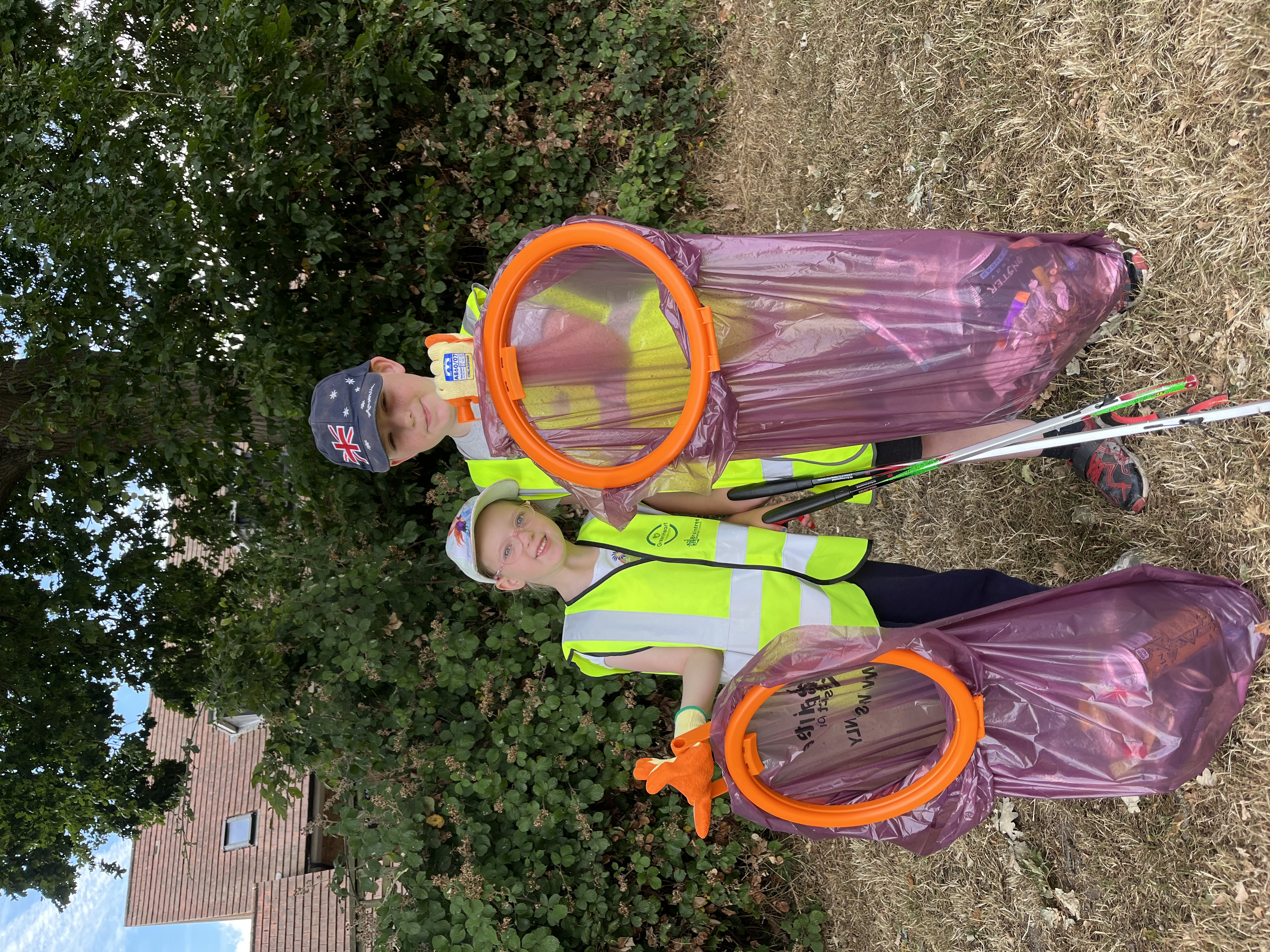 Photo of Logan and Summer litter picking in Braintree