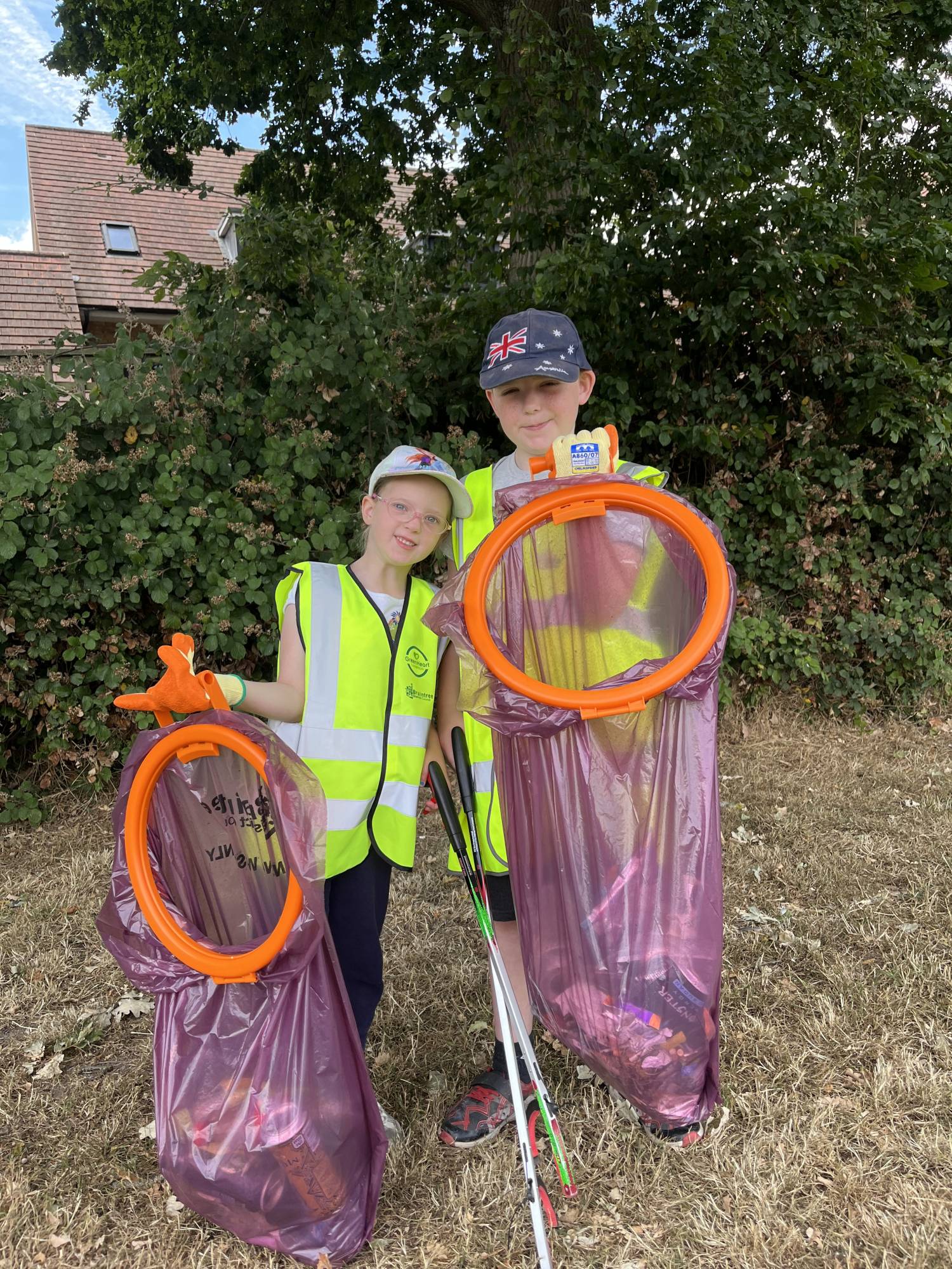 Photo of Logan and Summer litter picking in Braintree