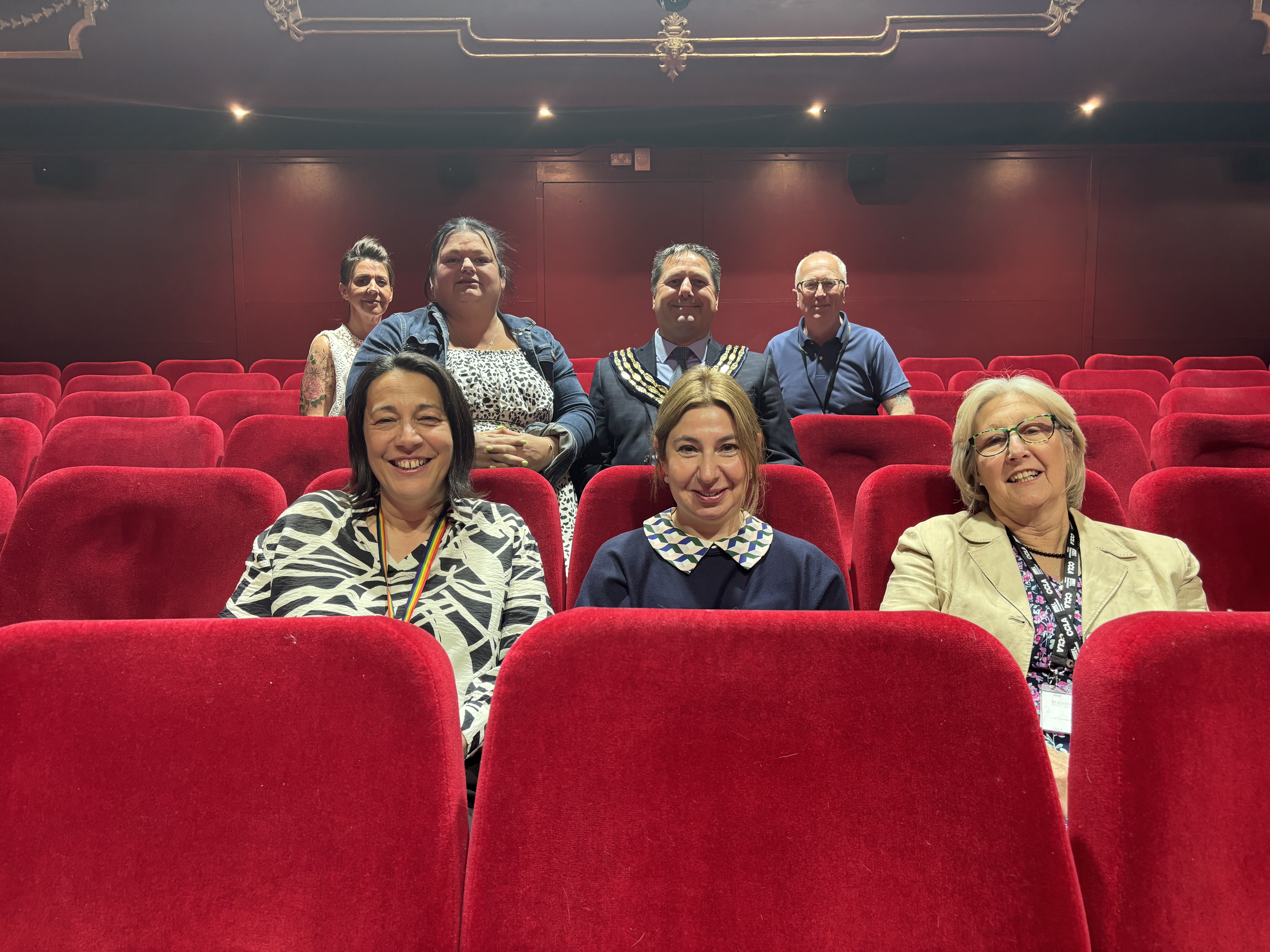 Cllr Mary Cunningham and council officers Tracey Parry and Todorina Hammond meet volunteers Steve Cook, Layla Crowe, Jo Collis and Halstead Mayor Andy Munday.